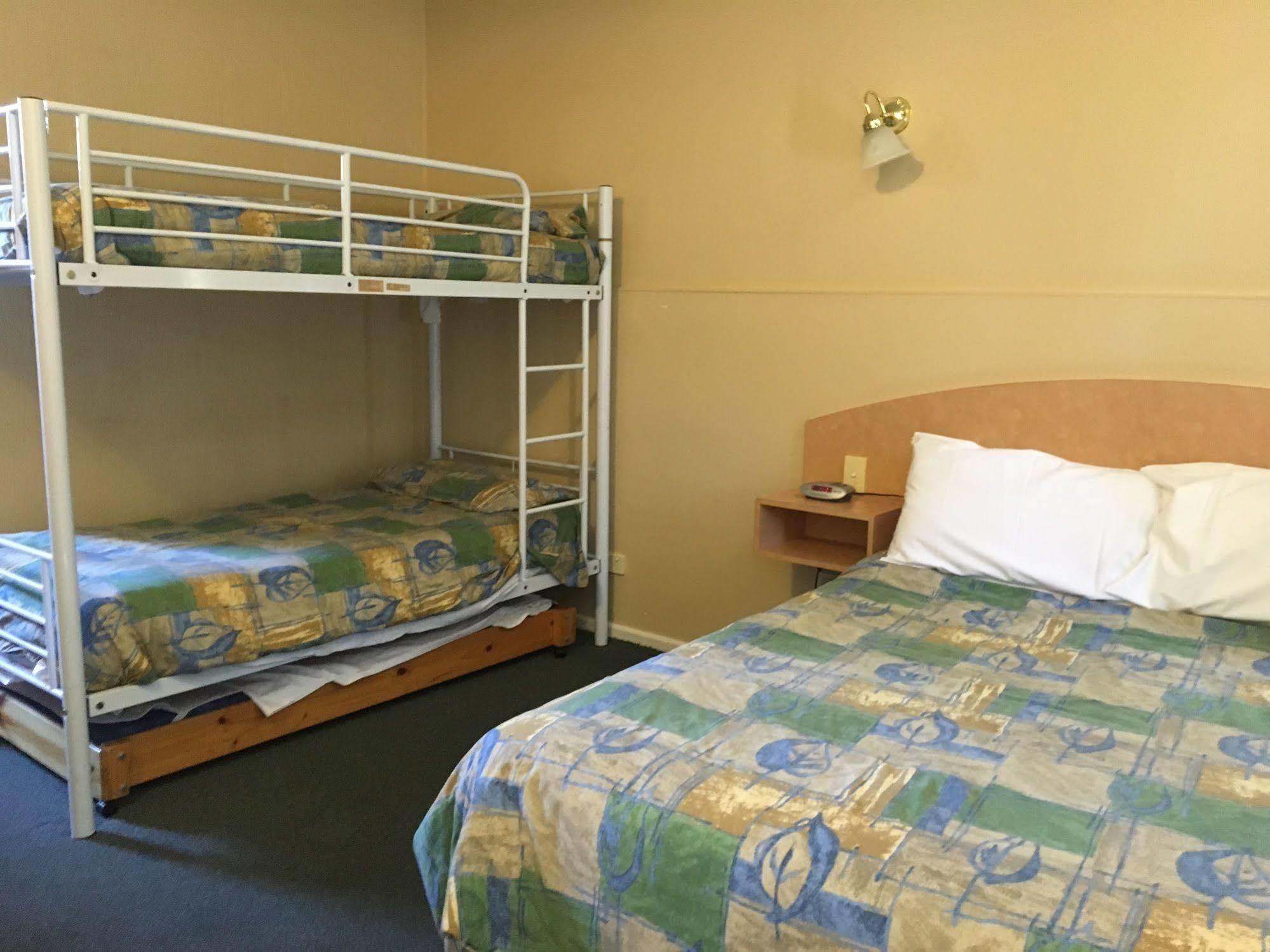 Parkville Motel Melbourne Bagian luar foto