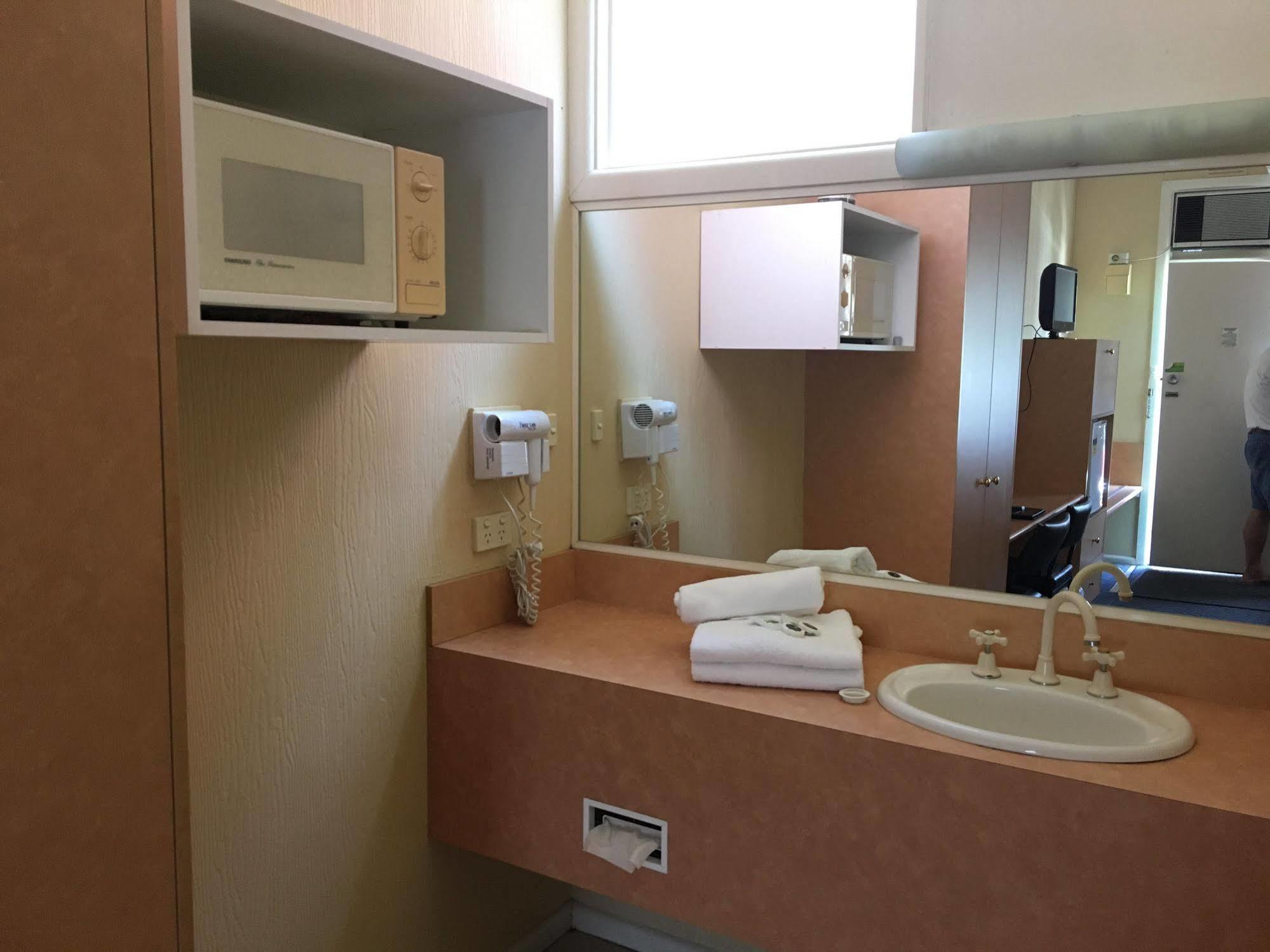 Parkville Motel Melbourne Bagian luar foto