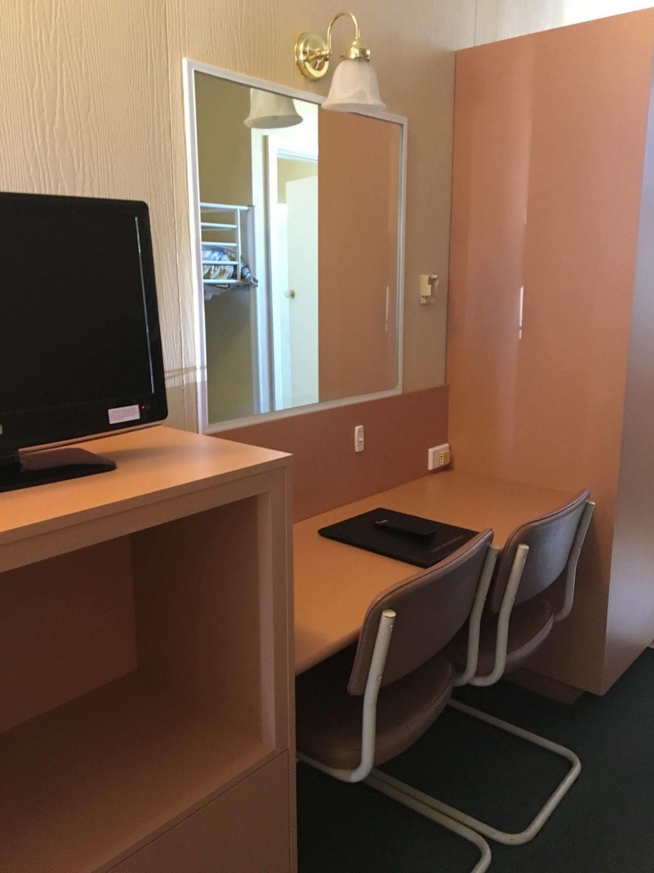 Parkville Motel Melbourne Bagian luar foto